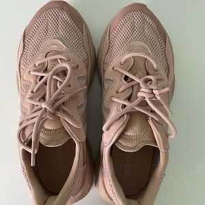 Never Worn Before Adidas Ash Pearl Ozweego Shoes